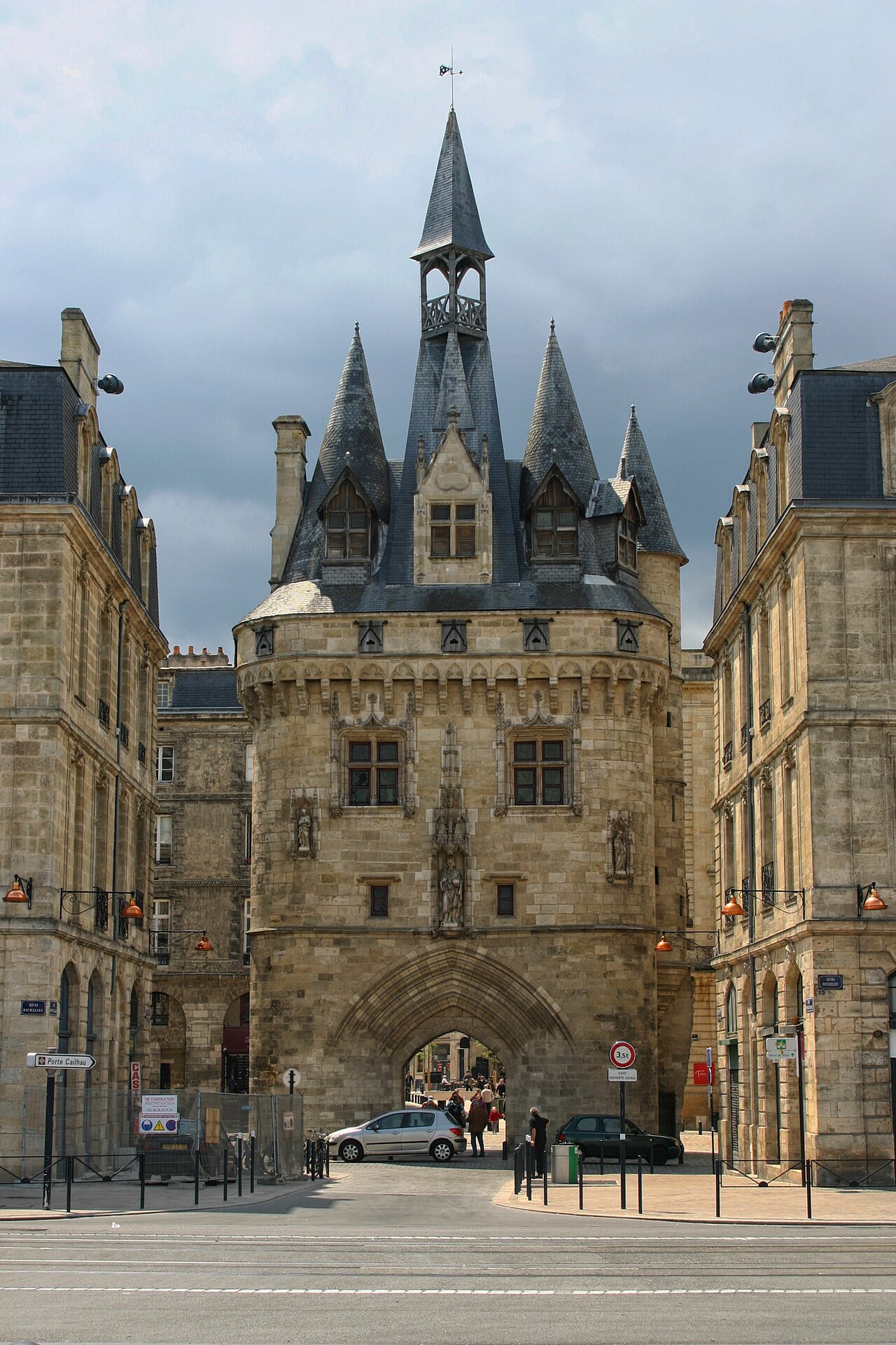 Porte Cailhau, lieu associé à Claire Monplaisir